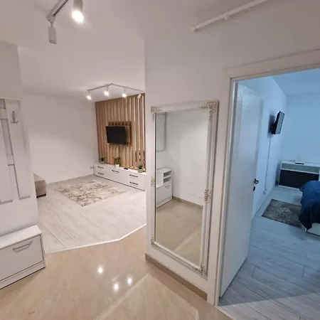 아파트 Claudio Apartament's 12